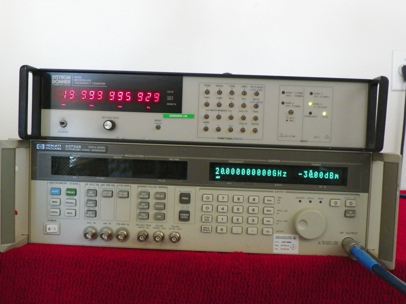 Systron Donner 6030 microwave frequency counter 10hz-26.5Ghz w/opt 02,04,& 06 Systron Donner 6030 microwave frequency counter 10hz-26.5Ghz w/opt 02,04,& 06